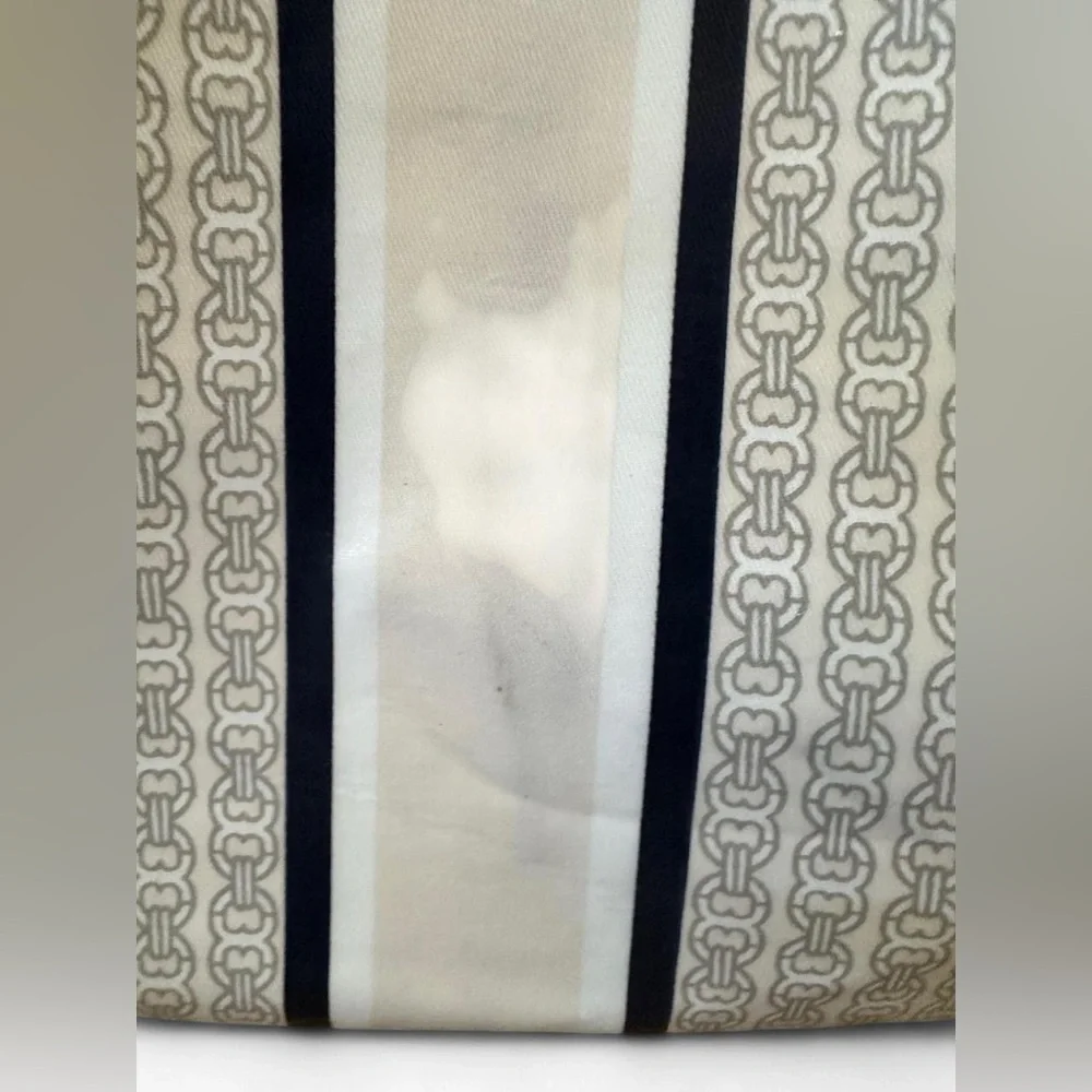 Tory Burch Gemini Link Coated Canvas Tote – White/Ivory & Gray Stripe